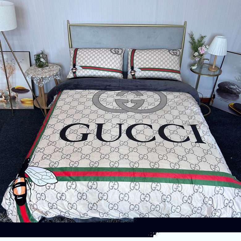 Gucci 2.0x2.3m 26